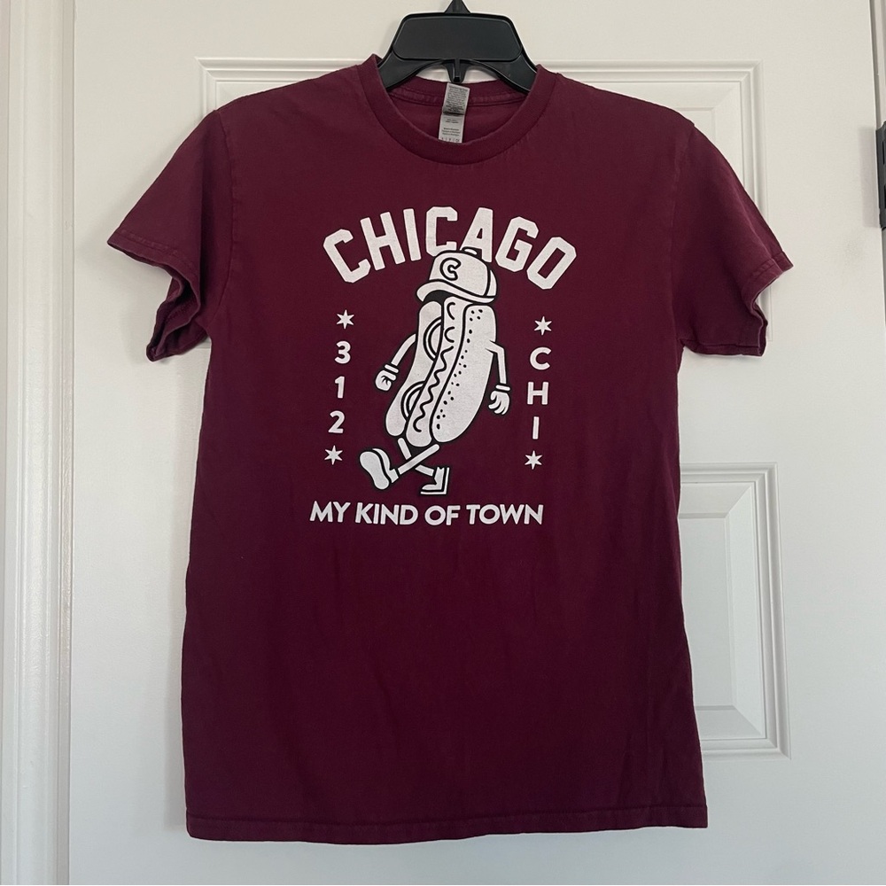 Chicago Hot Dog Graphic Tee - Maroon Crewneck